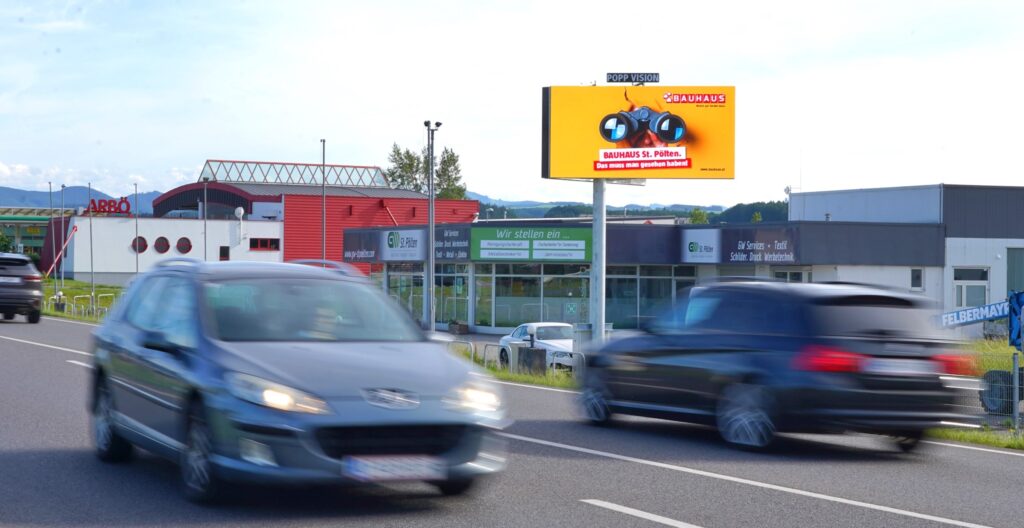 BAUHAUS Kampagne auf Popp Vision LED-Wall (DOOH) in St. Pölten